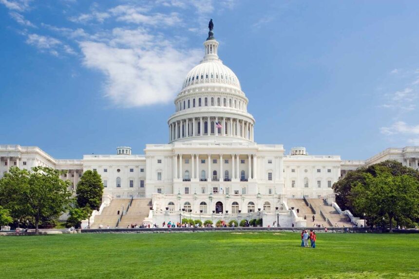 TAL-dc-lead-image-WDCTG1223-dea2e651476348bb8e249882f63909ed Parlamentari americani solicită limitarea prerogativelor lui Trump privind acțiunile militare în Iran