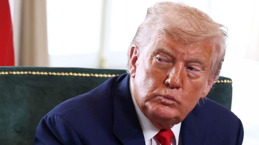 2025-07-28t141626z-21635736-rc2qvfa8642l-rtrmadp-3-usa-trump-britain Elveția vrea să reintre în grațiile lui Donald Trump: o strategie economică pragmatică