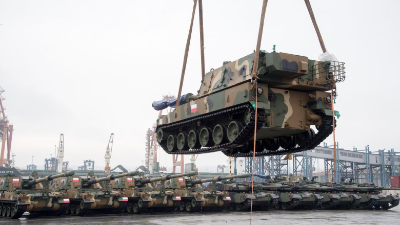 OTczZGYwNTk1MGZlZmQwNTdlNGNlM2Y5OQ==.thumb Hanwha Aerospace va construi o fabrică de vehicule blindate în România