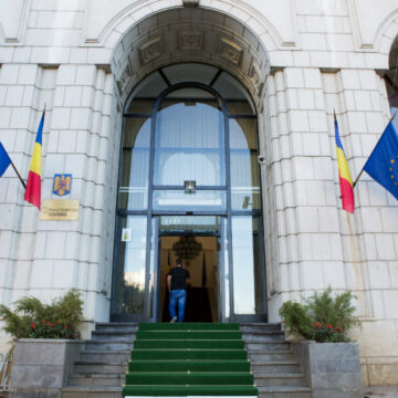 Scădere sub pragul de 7% pentru costul de finanțare al statului
