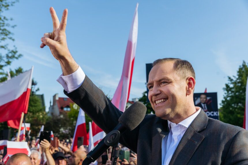 Pregătirea Poloniei pentru un scut nuclear, conform președintelui Nawrocki