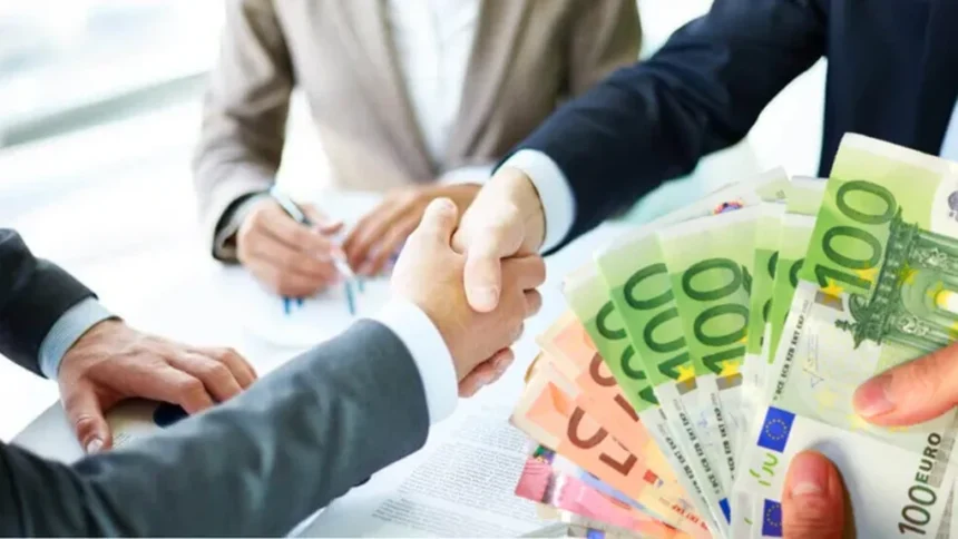 Alocația copilului, stimulată financiar: Asirom oferă bonusuri pentru rezultate școlare bune