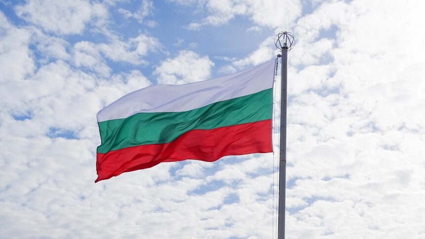 Alegeri anticipate în Bulgaria: Partidul lui Radev, în pole position