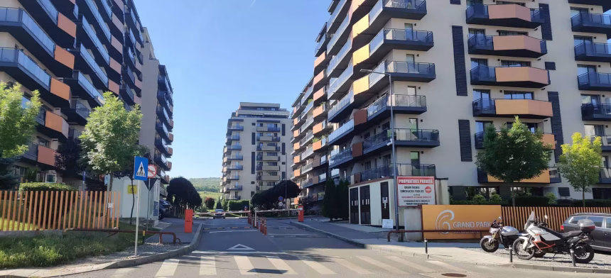 blocuri-1-scaled Apartamentele noi din Cluj s-au scumpit de 3,5 ori în 12 ani