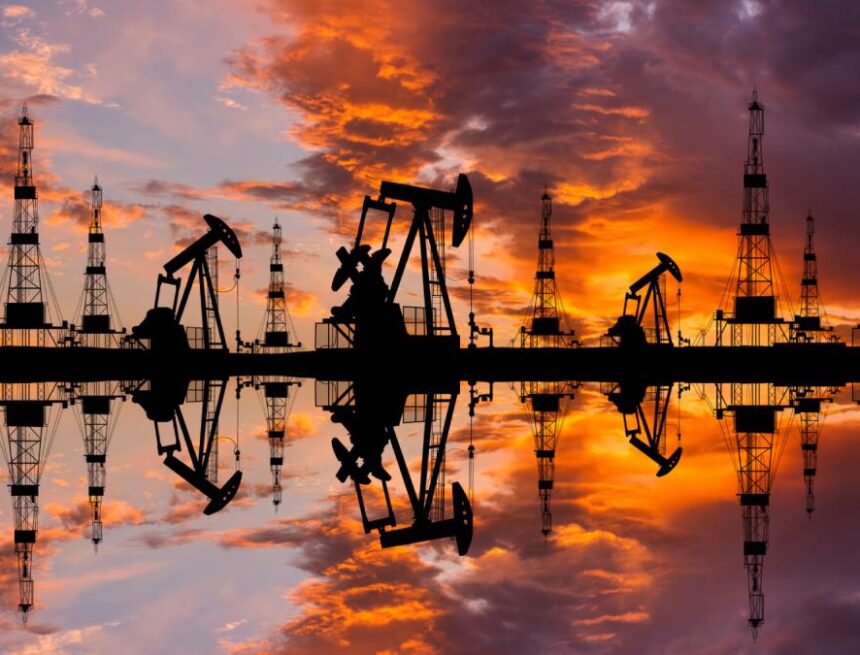 Petrolul sare peste 104 dolari pe fondul tensiunilor globale