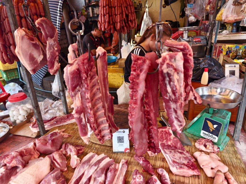 Prăbușire pe piața cărnii de porc: fermierii români vând sub costul de producție