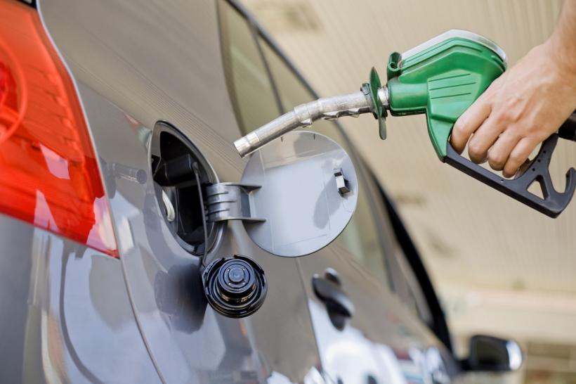 rompetrol-benzina-1-mai-19006242 Motorina a devenit mai ieftină decât benzina în stațiile Rompetrol după o reducere semnificativă de preț