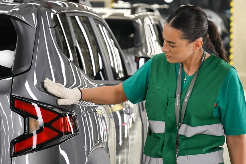 Renault lansează plecări voluntare la Dacia și RTR